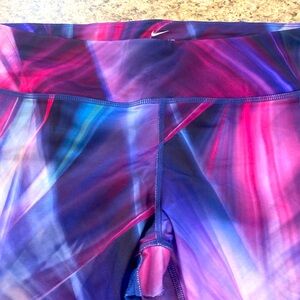 Nike dry fit Capri leggings with drawstring